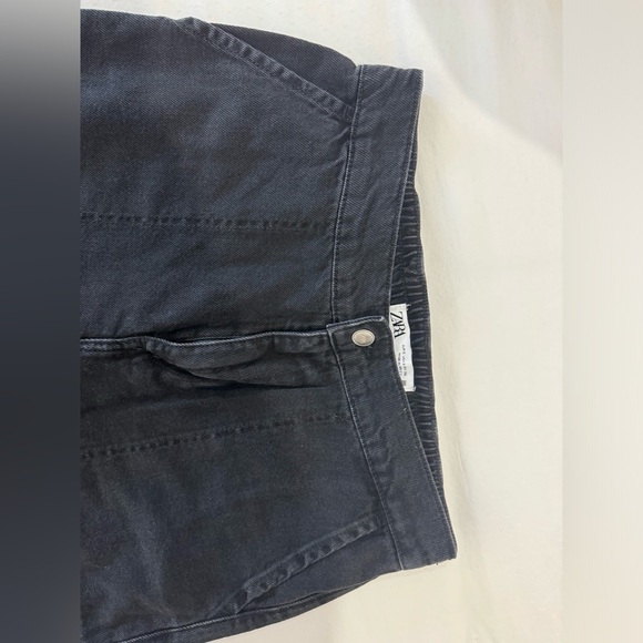 Zara Black Cargo Jeans - Picture 2 of 3